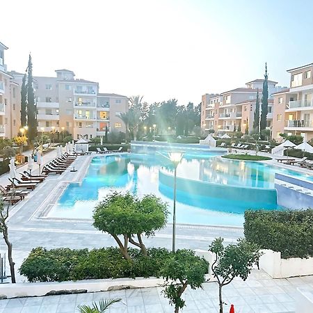 Elysia Park Ameliya 202 Apartment Пафос Екстериор снимка