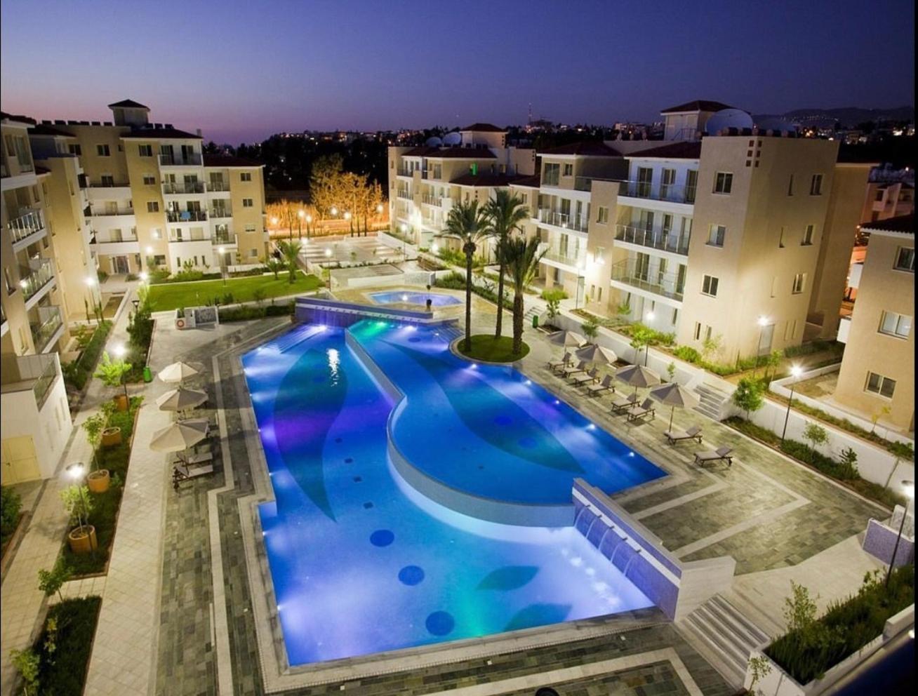 Elysia Park Ameliya 202 Apartment Пафос Екстериор снимка