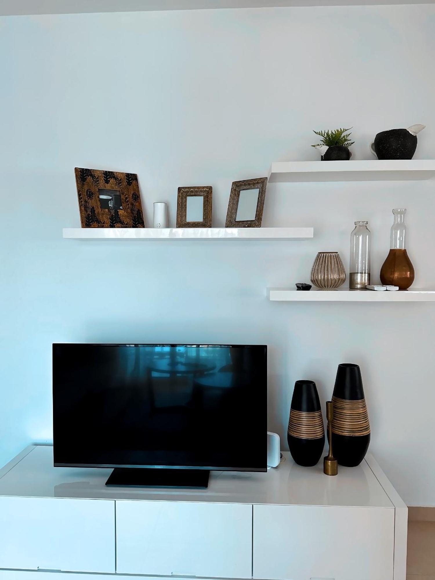 Elysia Park Ameliya 202 Apartment Пафос Екстериор снимка