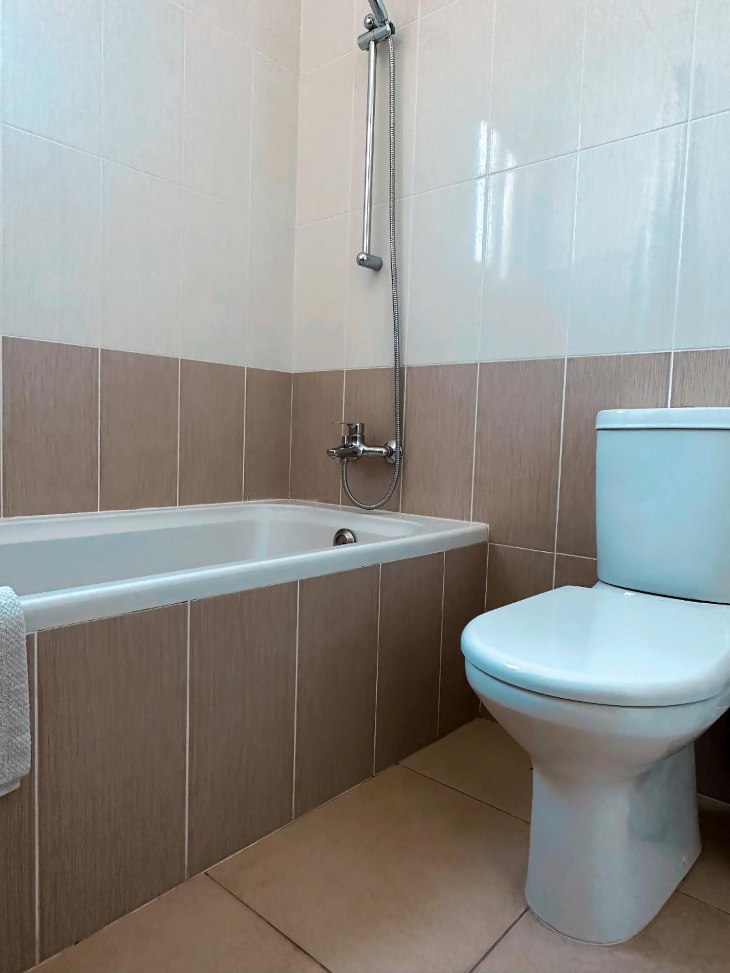 Elysia Park Ameliya 202 Apartment Пафос Екстериор снимка