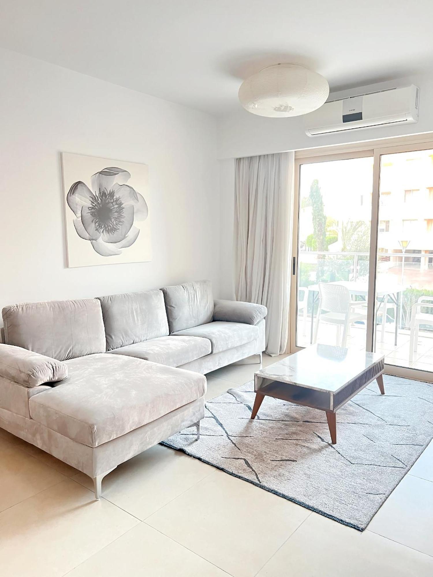 Elysia Park Ameliya 202 Apartment Пафос Екстериор снимка